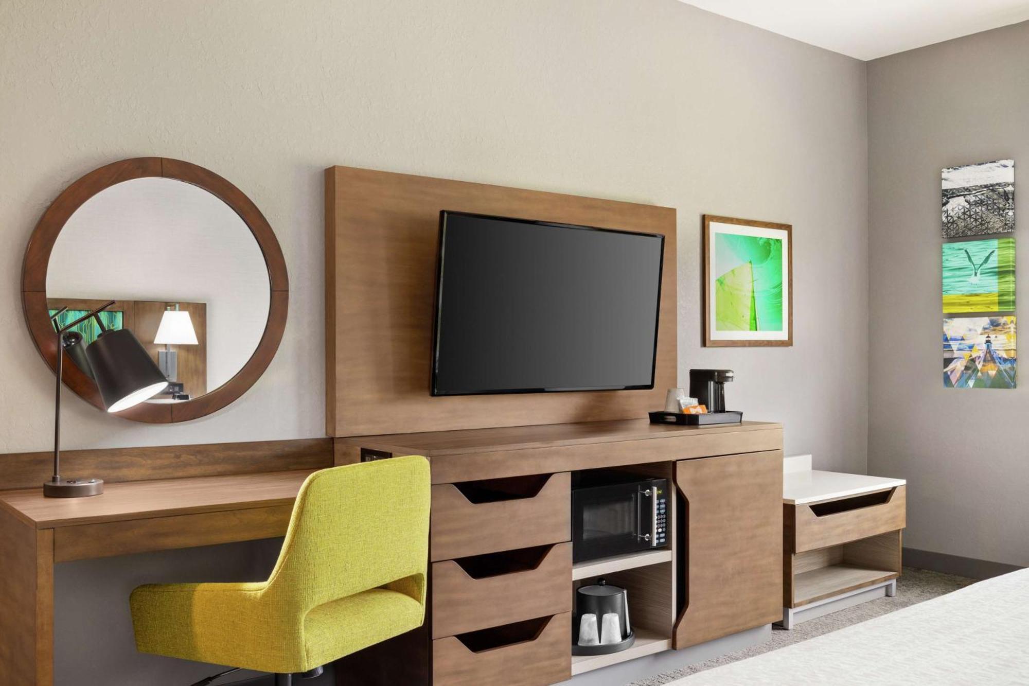 Hampton & Miami, Kendall, Executive Airport Hotel